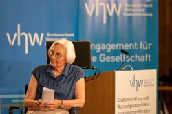 Prof. Elke Pahl-Weber während der Diskussion
