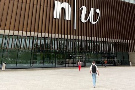 Gebäude FNHW