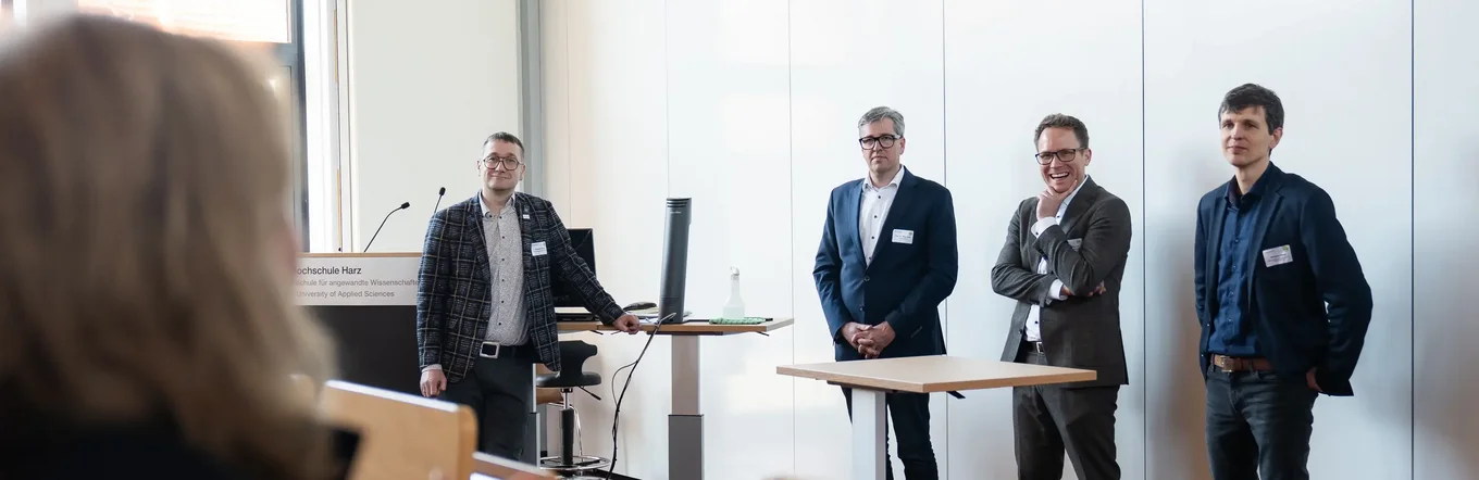 Christian Burgart, Prof. Dr. Oliver Junk, Dr. Domenik Lück und Christian Höcke (v. l.) in Halberstadt