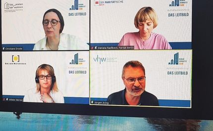 Computerdiskussion zum Leitbild