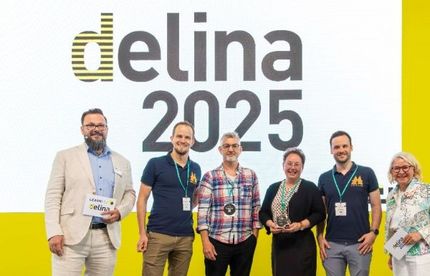 6 Personen nehmen den Preis delina Award 2025 auf der Messe Lerntec in Karlsruhe entgegen.