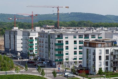 Bau einer Siedlung mit Mehrgeschosswohnungsbau