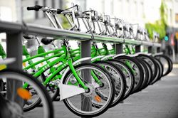 Fahrrad-Abstellplatz in der Stadt