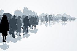 Illustration: Silhouette von zu Fuß flüchtenden Menschen