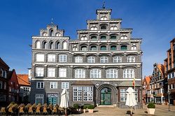 © thorabeti/AdobeStock Historisches Gebäude der Industrie- und Handelskammer in Lüneburg