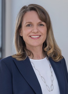Frau Daniela Deifuß-Kruse