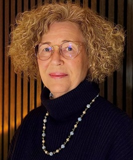 Frau Gisela Franck-Hartung