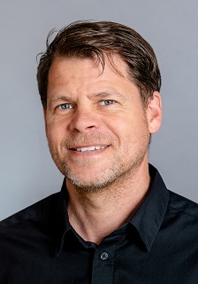 Herr Henning Arft