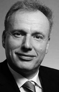 Herr Bernhard Schmitz