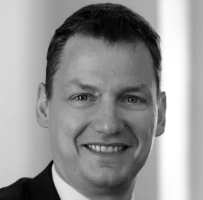 Herr Torsten Dossmann
