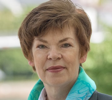 Frau Irene Lausen