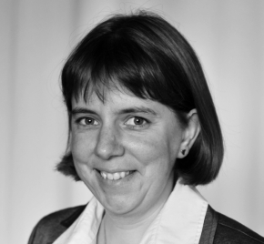 Frau Martina Zang