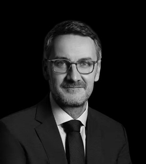 Herr Stephan Rechten