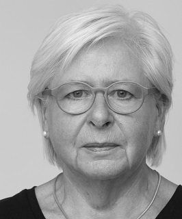 Frau Brigitte Schwabe