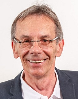 Herr Peter Günter