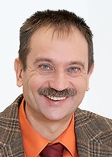 Herr Wolfgang Breidenbach