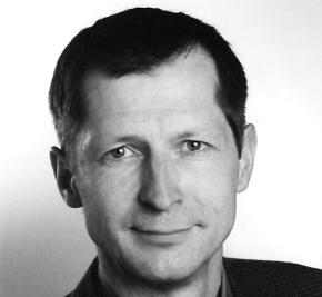 Herr Wolfgang Zehlius-Eckert