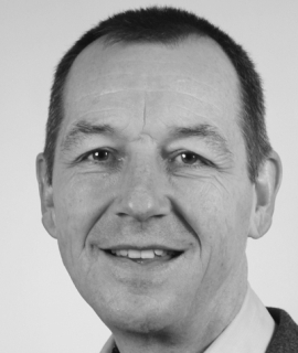 Herr Rainer Hilsberg