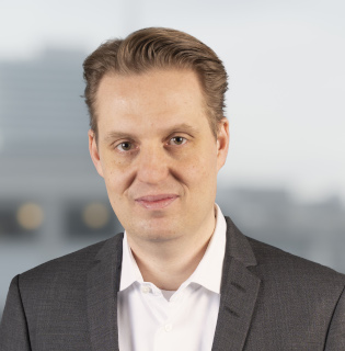 Herr Oliver Jauch