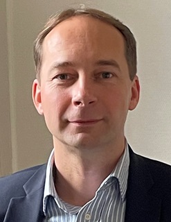 Herr Björn Halbach