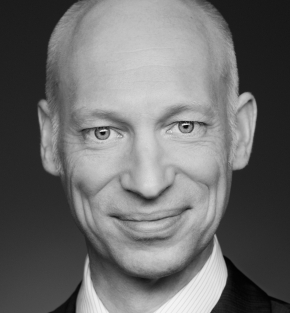 Herr Michael Reink