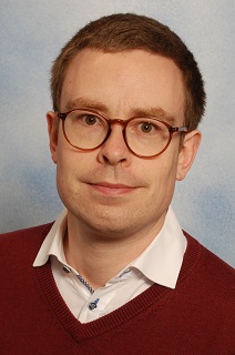Herr Simon Biederbeck