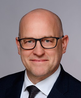 Herr Tobias Osseforth