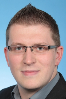 Herr Nico Hofmann