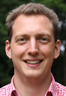 Herr Thomas Groos