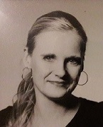 Frau Daniela Knopf