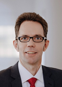Herr Peter Neusüß