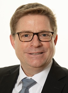Herr Tim Bernitt