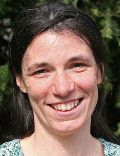 Frau Dominique Gillebeert