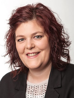 Frau Katrin Britzelmayer