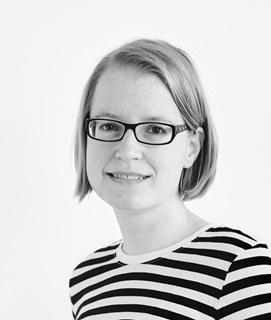 Frau Anja Seegert