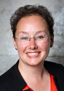 Frau Katrin Wartenberg