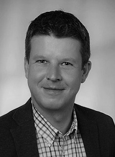 Herr Thomas Baumeister
