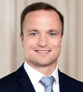 Fabian Grenzer