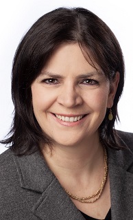 Frau Rena Farquhar