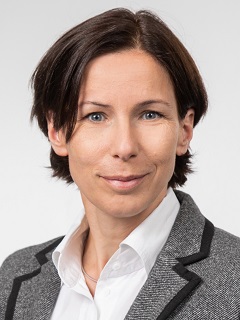 Frau Katharina Padberg