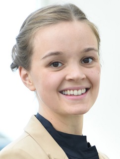 Frau Viktoria Aschoff