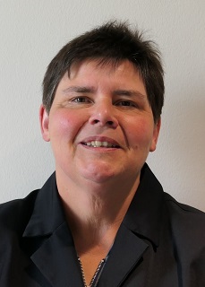 Frau Astrid Schwarz