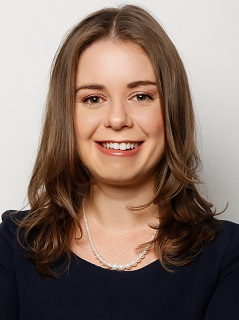 Frau Laura Eckert-Rinallo