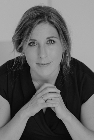 Frau Elke Reitmayer