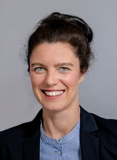 Frau Maria Zunke