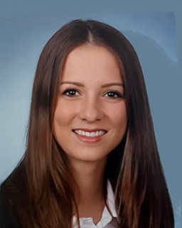 Frau Larissa Wenzel
