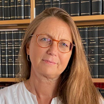 Dr. Elvira Wendelin