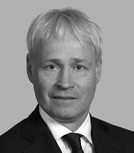 Dr.                                                          Andreas Dazert