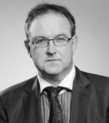 Dr.                                                          Peter Queitsch