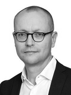 Dr.                                                          Frank-Florian Seifert